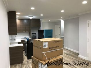 2835 49th St, Long Island City, NY 11103