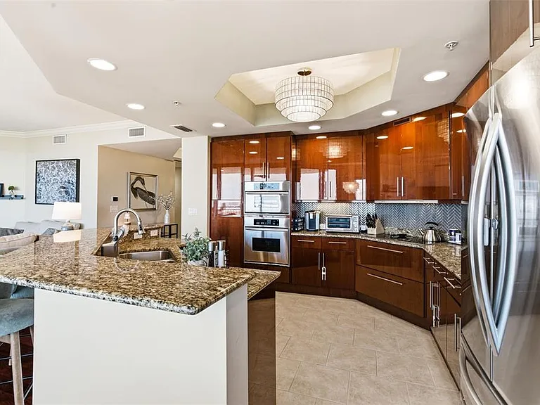 5823 Bowen Daniel Dr #702 — Photo 12