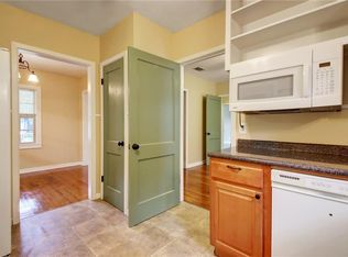 1813 Eckhardt St, Taylor, TX 76574