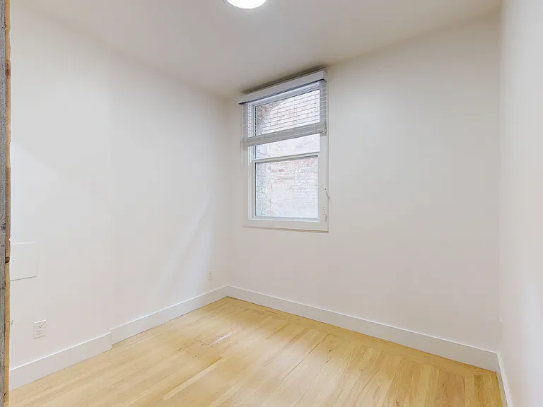 869 Sutter St #107 — Photo 7