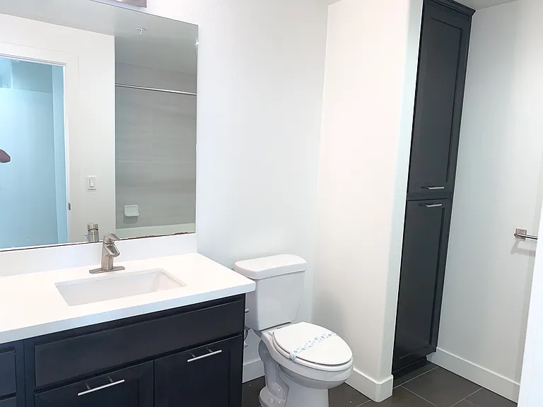 Urbana East Village Rental Flats — Photo 37