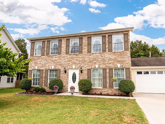 2nd image of 7241 Haynesfield Ln