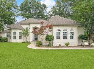 733 Plantation Dr, Abita Springs, LA 70420