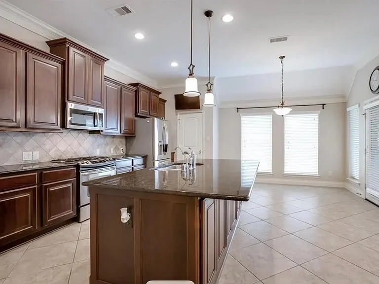 10310 Lockharton Ct — Photo 16