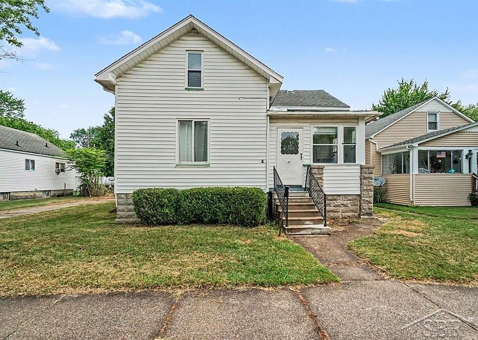 1st image of 817 17th St