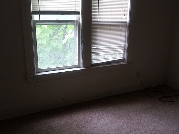 3rd image of 3320 E 139th St APT 1