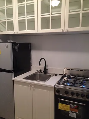 Rented by BHT Realty LLC | media 22