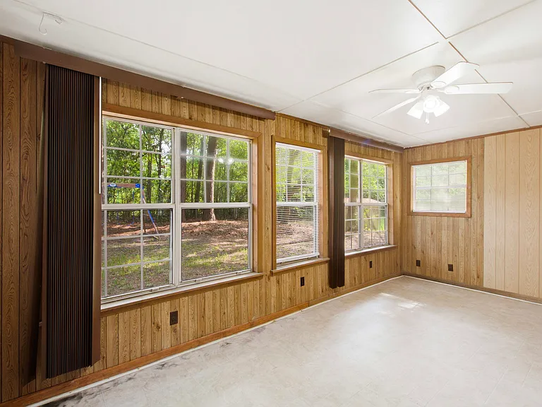 1860 Piper Dr — Photo 35