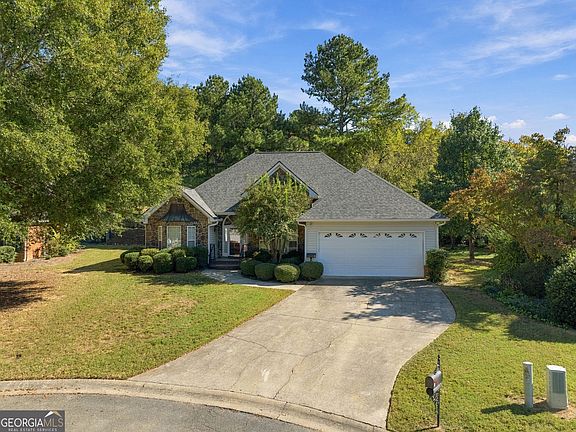 5th image of 6 Preakness Ct SE