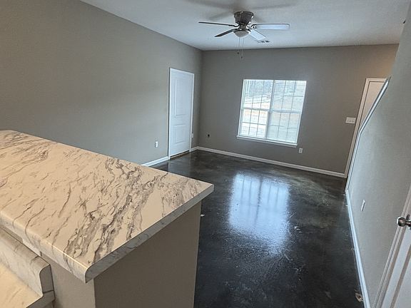 5th image of 4320 Lazare Dr #425