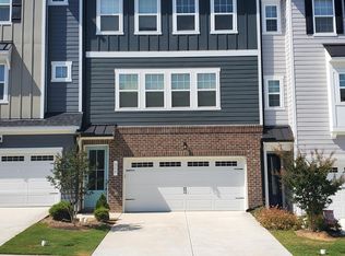 828 Amley Pl, Apex, NC 27523