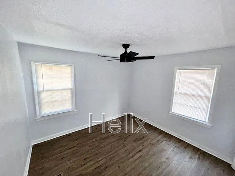 4 bed, 2.0 bath, 1251 sqft, $1,075 — Photo 3
