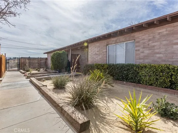 15521 4th St, Victorville, CA 92395