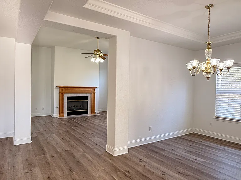 1270 Heidelberg Way #1 — Photo 1