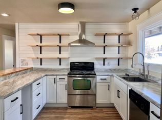 3928 E 4th Ave APT 3, Anchorage, AK 99508