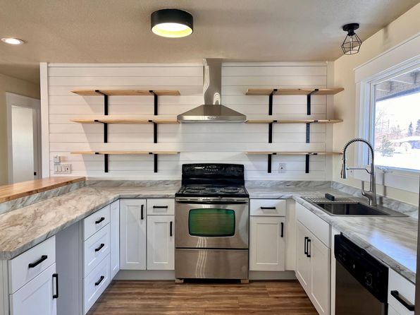 3928 E 4th Ave APT 3