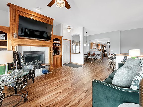 5th image of 2289 N Lakeway Ct