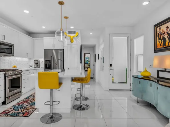 2732 Sunrise Sonata Ln, Palm Springs, CA 92262