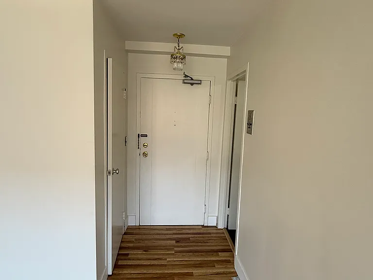 1000 East Ave #204 — Photo 21