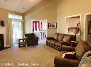 401 Cotton Hall Ct, Simpsonville, SC 29680