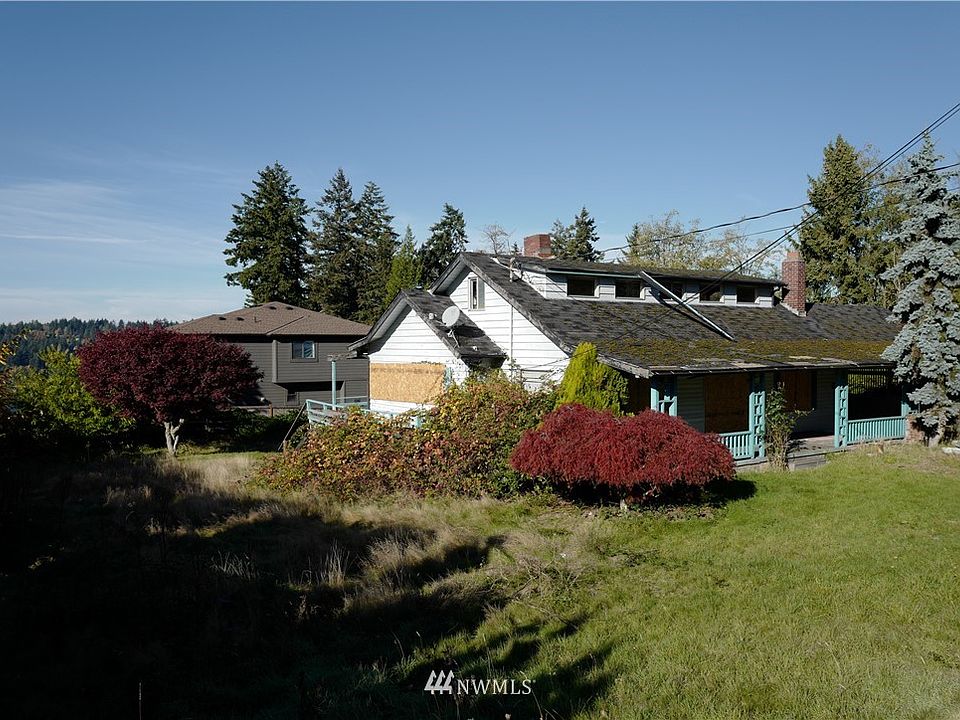 1st image of 6215 Lake Washington Boulevard SE