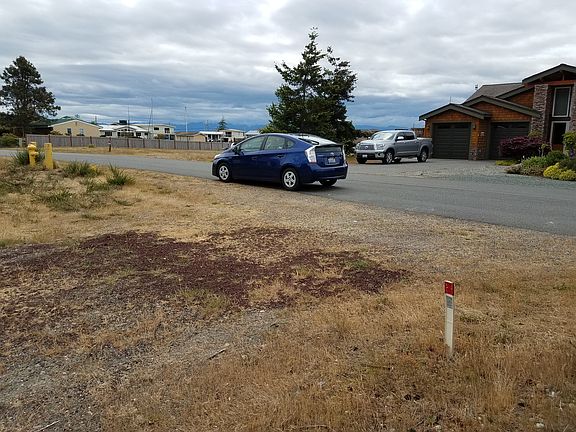 4th image of 3751 Steelhead Dr