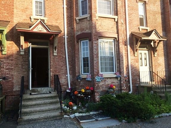 2nd image of 13 William Street # Fl 3rd