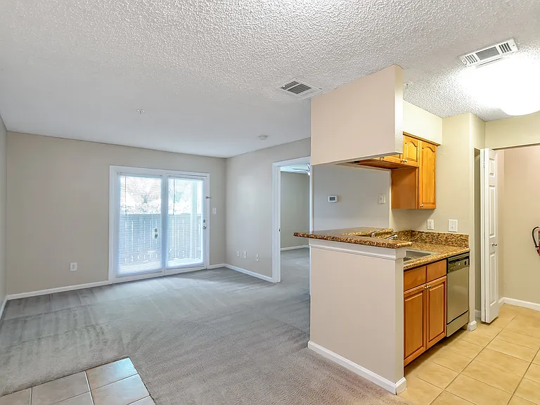 208 Afton Sq #105 — Photo 10