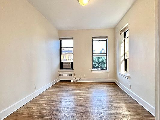 1st image of 101 W 68th St APT 5A