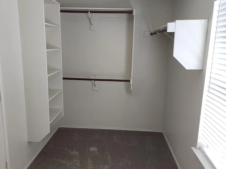1507 Timber Ridge Dr — Photo 23