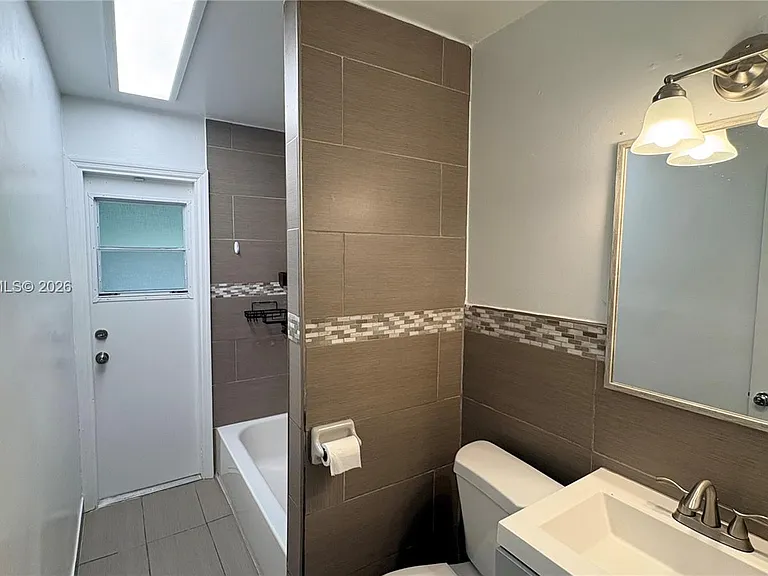 4440 NW 4th Ct — Photo 10