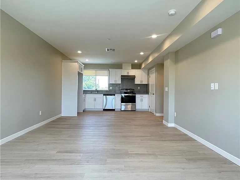 4251 E Live Oak Ave #8 — Photo 16