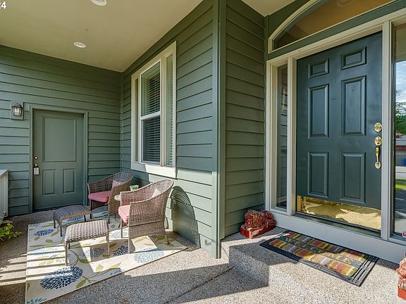 3rd image of 11709 Salmonberry Dr