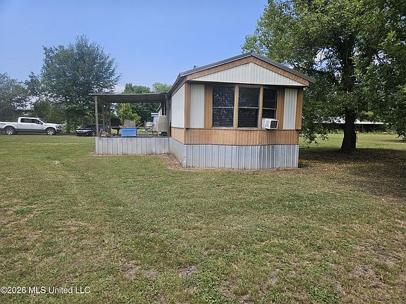 3rd image of 112 E Cottondale Ct