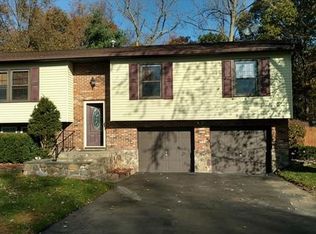 5 Creamery Dr, New Windsor, NY 12553