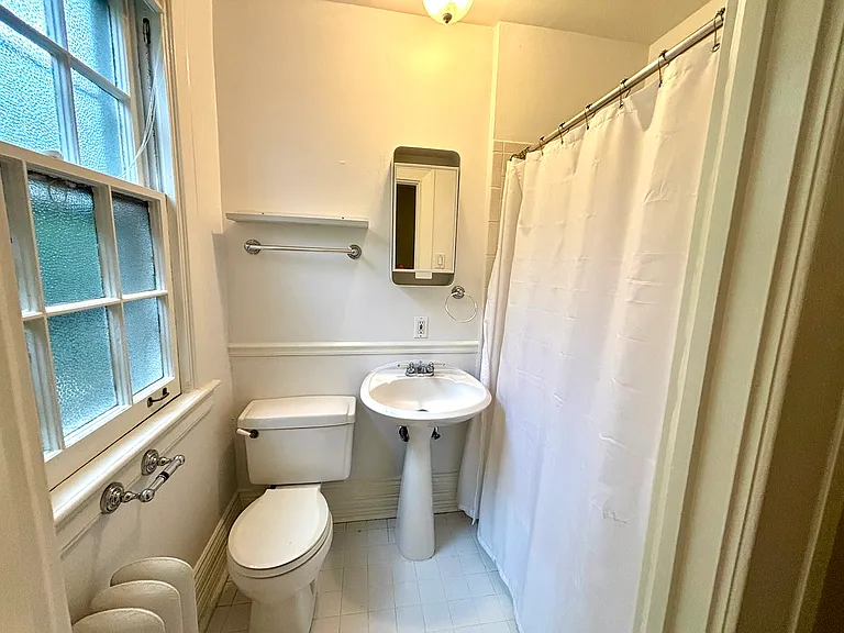 631 Saint James St #631 — Photo 17