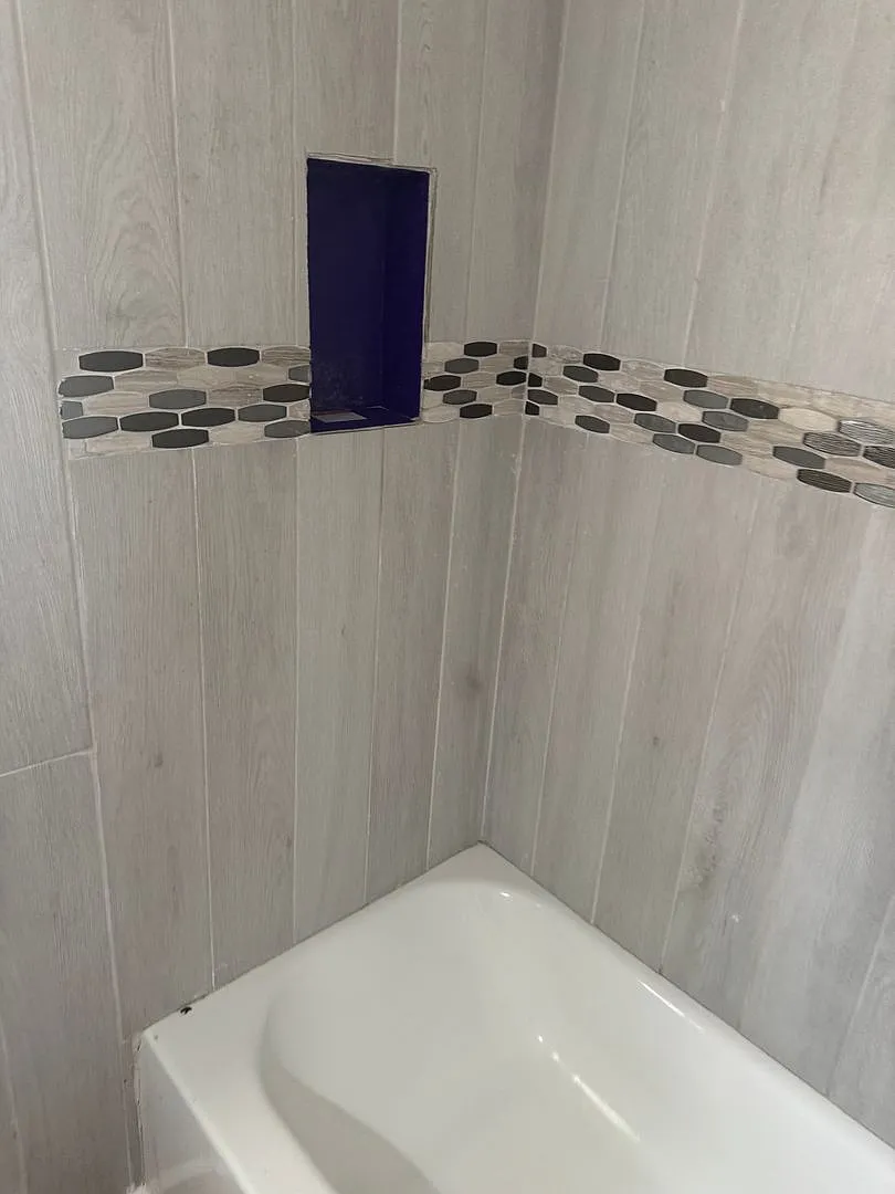 Welcome To 694 Hamilton Street! Half Off First Full Month Rent! — Photo 4