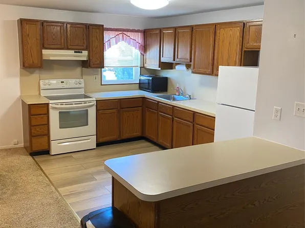 124 Chelsea Ave, West Babylon, NY 11704