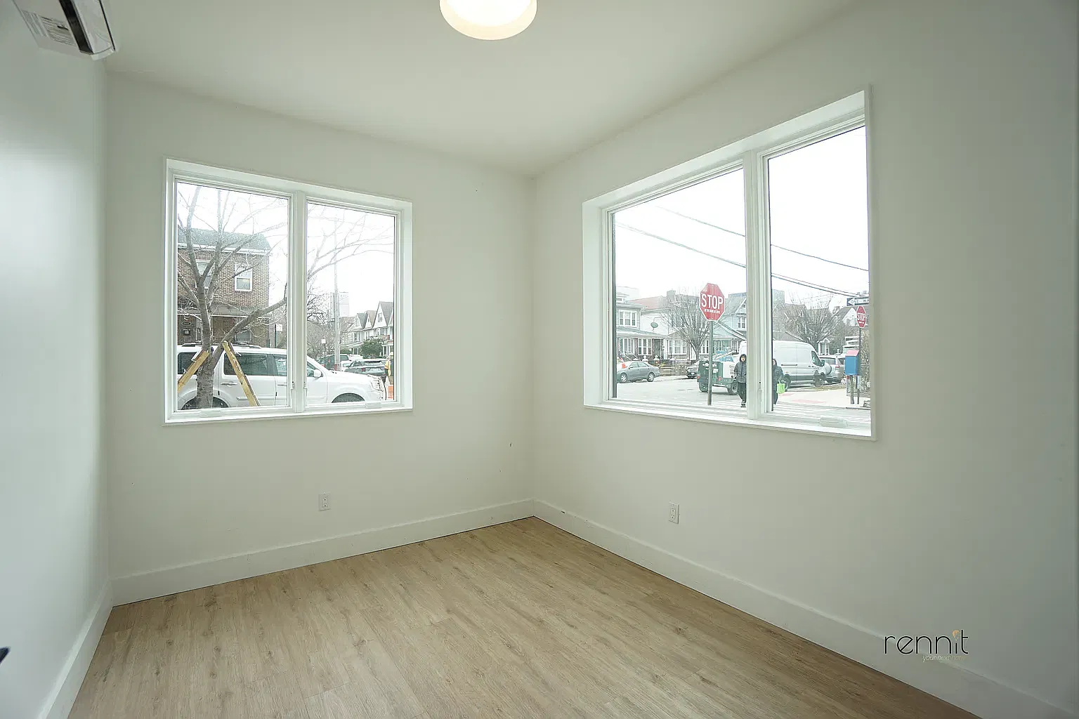 799 East 34th Street — Photo 4