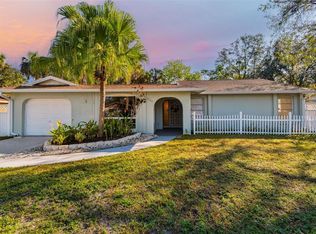 3165 Woodmont Dr, Sarasota, FL 34232