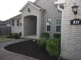 831 Venice St, Centerton, AR 72719