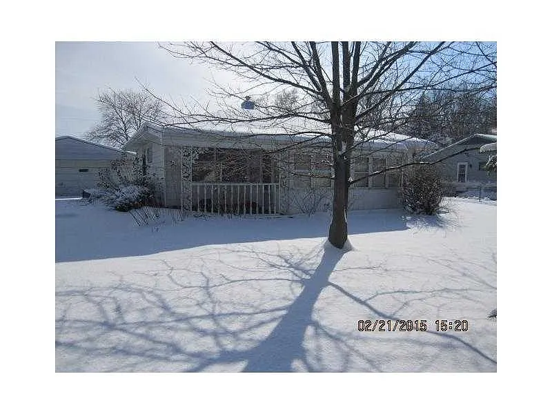 4241 Standish Dr photo 1