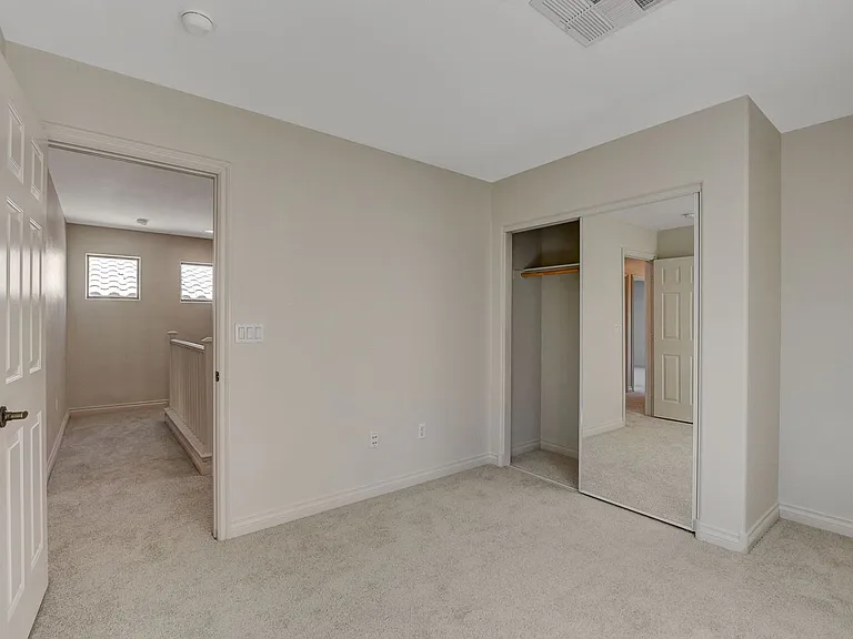 10649 Tuckermans Ave — Photo 37
