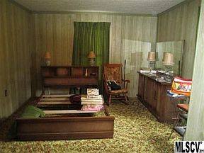4th image of 48 S Gaither Ave