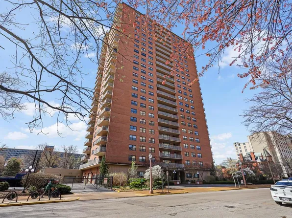 4466 W Pine Blvd APT 14G, Saint Louis, MO 63108