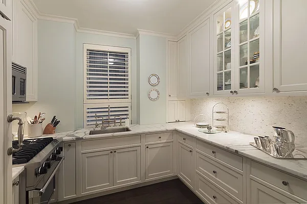 Sold by Compass | media 5