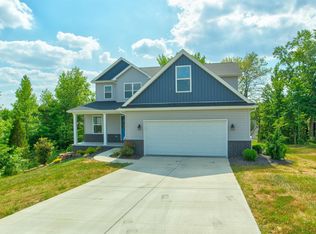 329 Maplecrest Blvd, Jasper, IN 47546