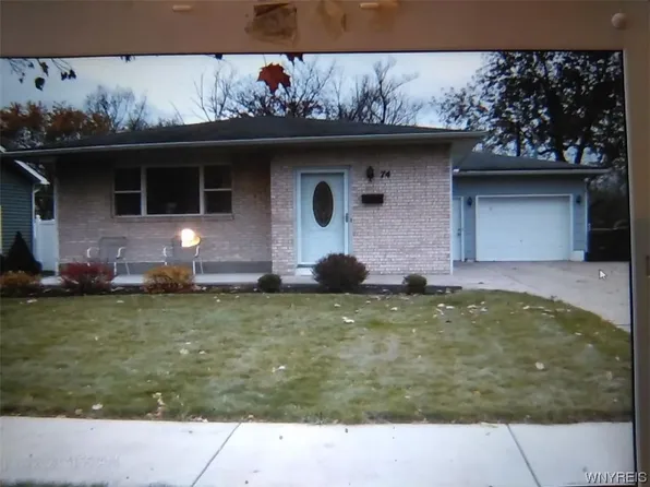 74 Autumn Lea Rd, Depew, NY 14043