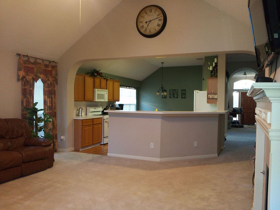 1st image of 4632 Belladonna Dr