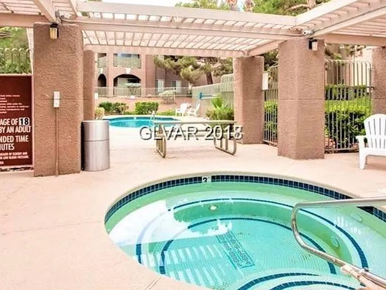2111 Sealion Dr — Photo 10